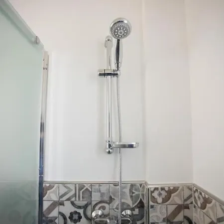 Rebecca Βίλα Porto Cesareo