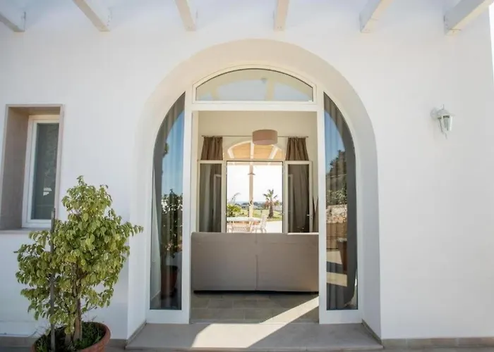 Vila Rebecca Porto Cesareo